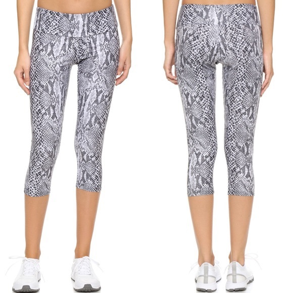Onzie Pants - Onzie | Snake Skin Capri